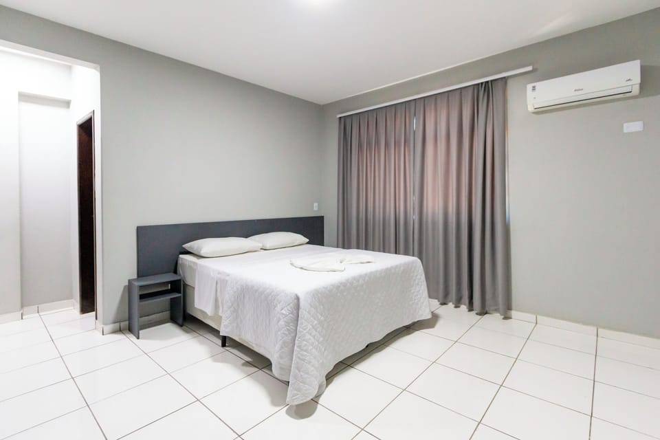 Executive Double Room | WiFi (free), bed sheets