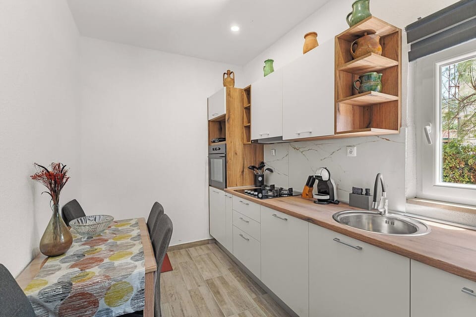 Mobile Home | Private kitchen