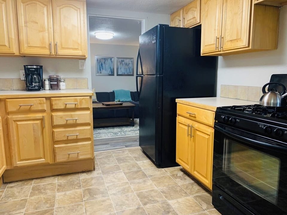 House, Multiple Beds, Patio, Garden View (1944 7th Ave - Group) | Private kitchen | Fridge, microwave, oven, stovetop