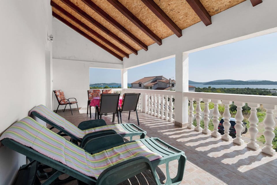 Apartment | Balcony