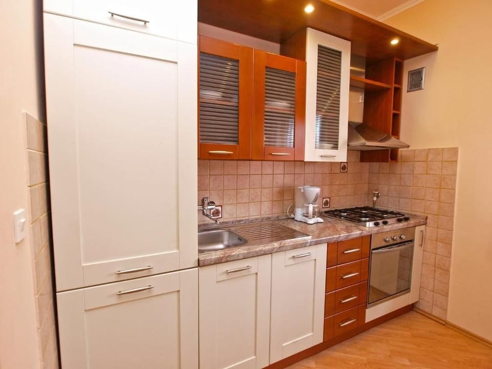 Apartment, 2 Bedrooms, Balcony | Interior