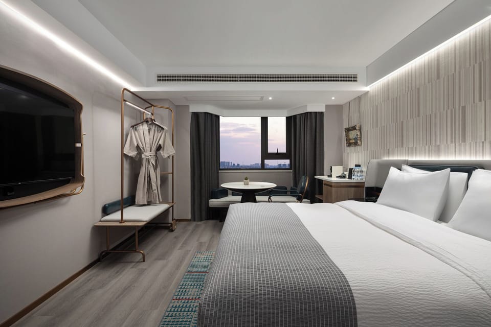 Premium bedding, down comforters, pillowtop beds, desk