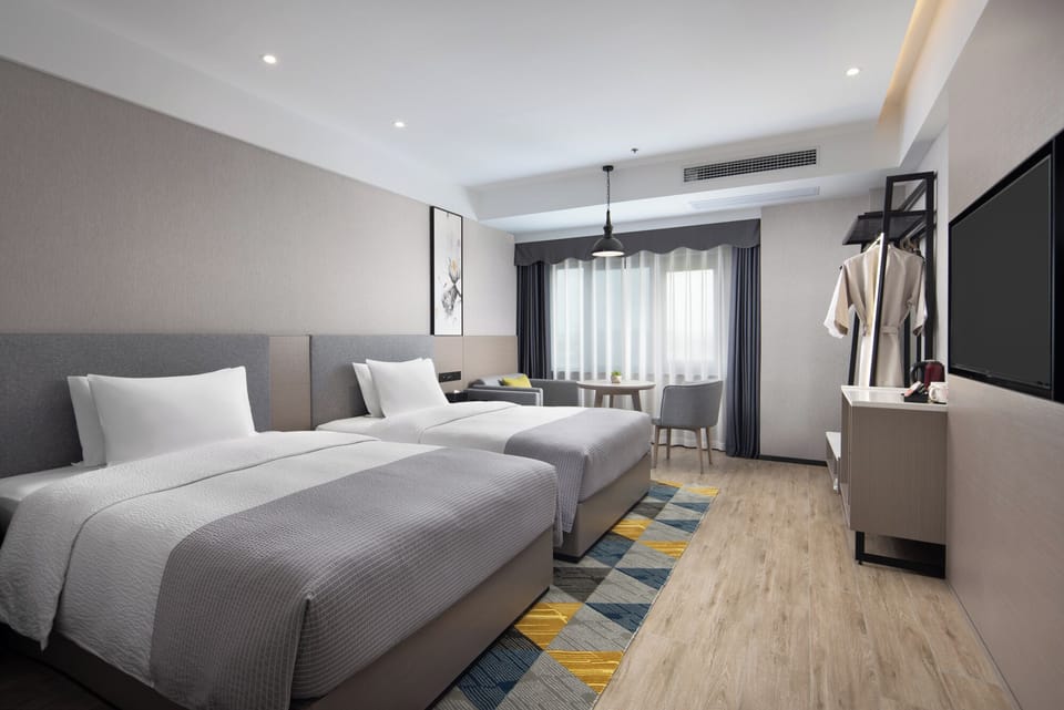 Classic Twin Room | Iron/ironing board, free WiFi