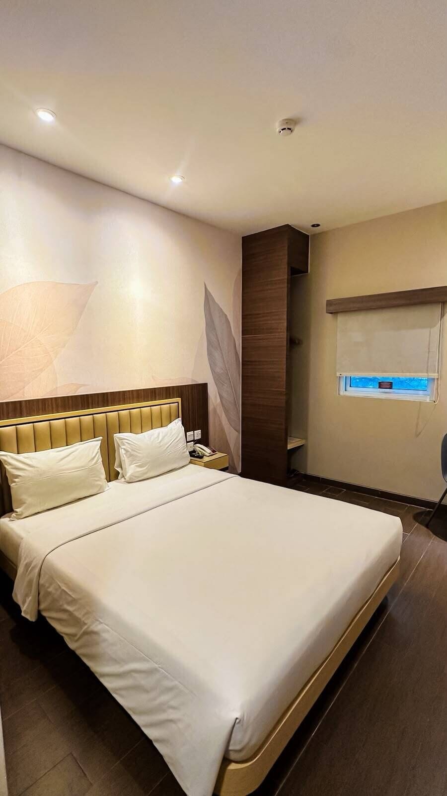 Superior Double Room (Color Room -Doublebed) | Desk, laptop workspace, WiFi (free)