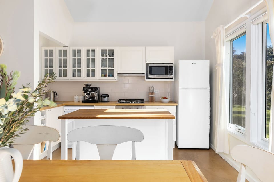 Full kitchen with everything provided,
enjoy a coffee, beans supplied