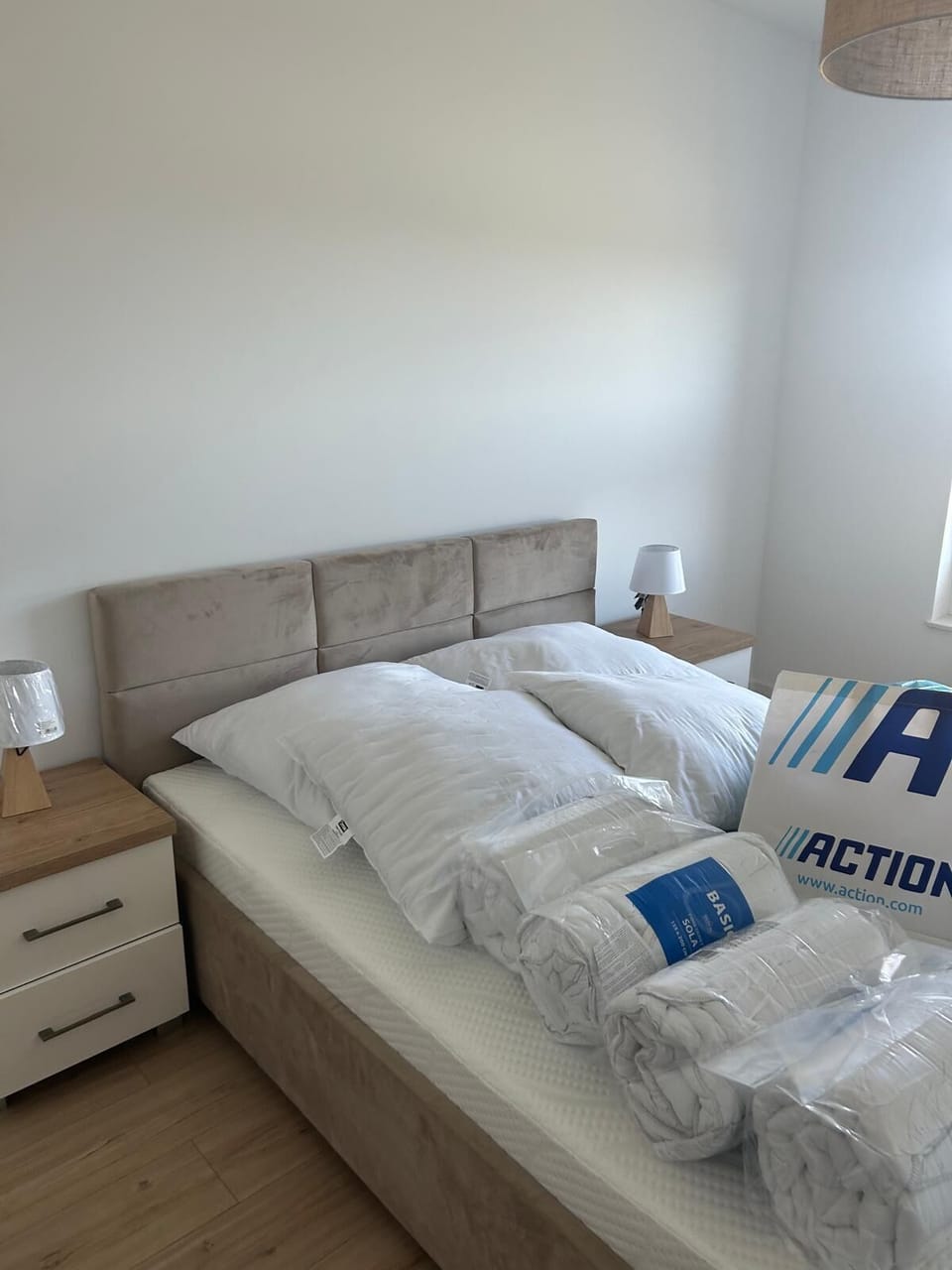 Classic Apartment, Sea View | 1 bedroom, iron/ironing board, free WiFi