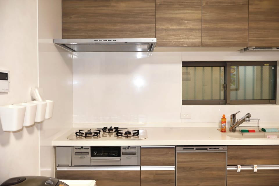Elite Villa, Non Smoking, Patio | Private kitchen | Fridge, microwave, oven, stovetop