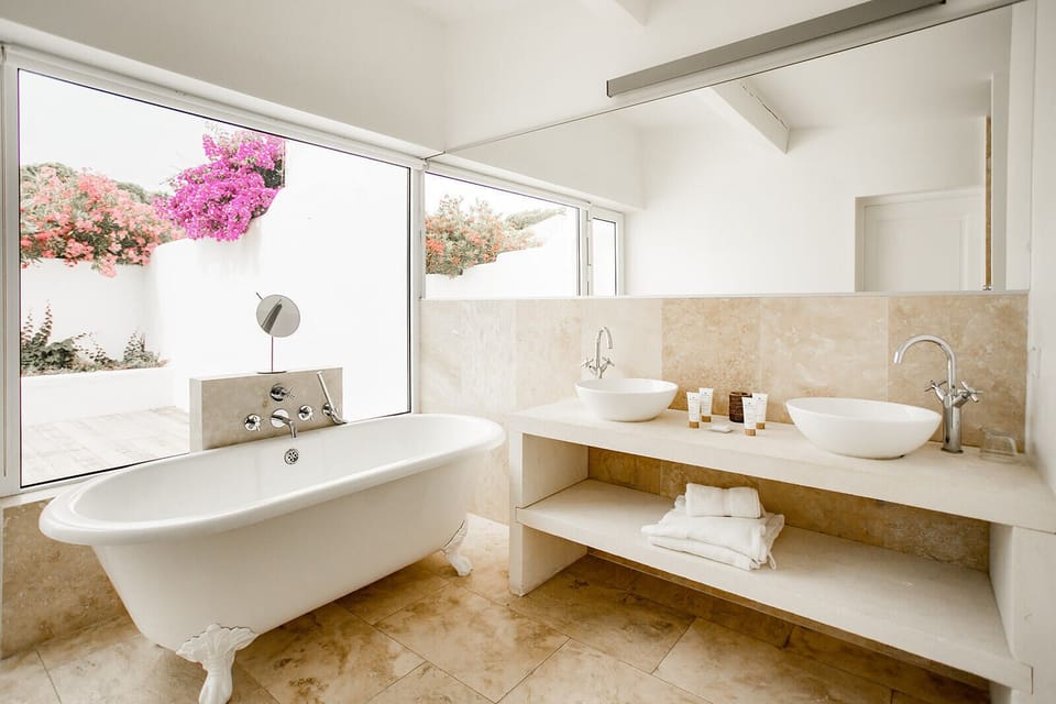 Shower, towels