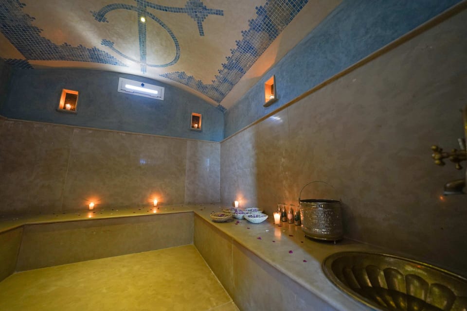 Villa, 4 Bedrooms, Smoking, Private Pool | Interior