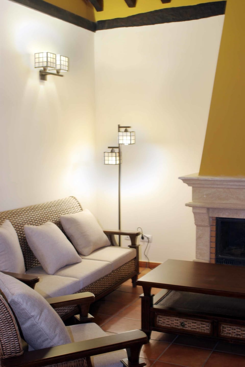 Standard Villa | Minibar, in-room safe, desk, blackout drapes