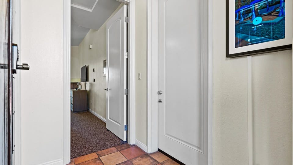Primary Bedroom Two Entrance
