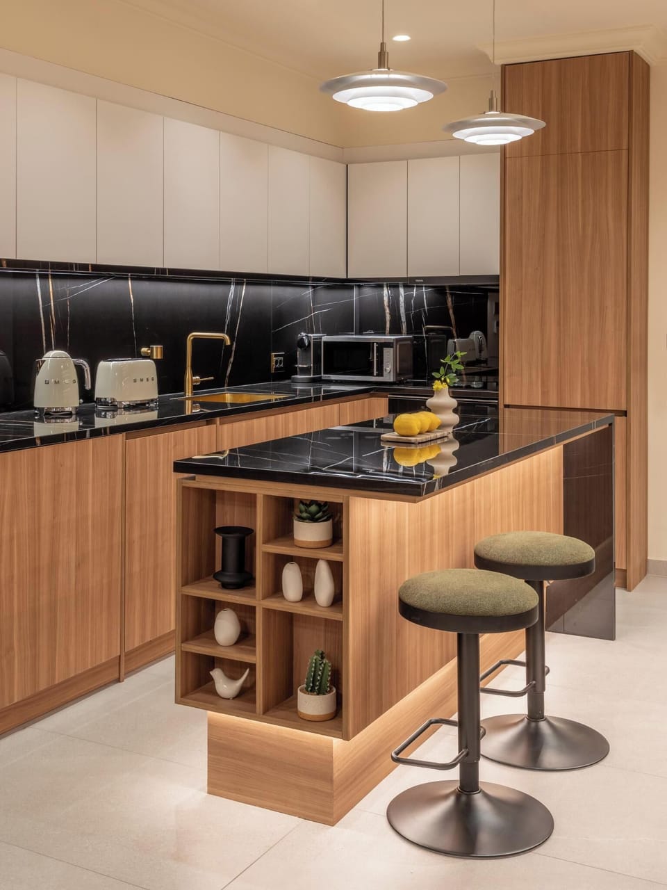 Luxury Apartment, Balcony, City View | Private kitchen | Full-size fridge, microwave, oven, stovetop