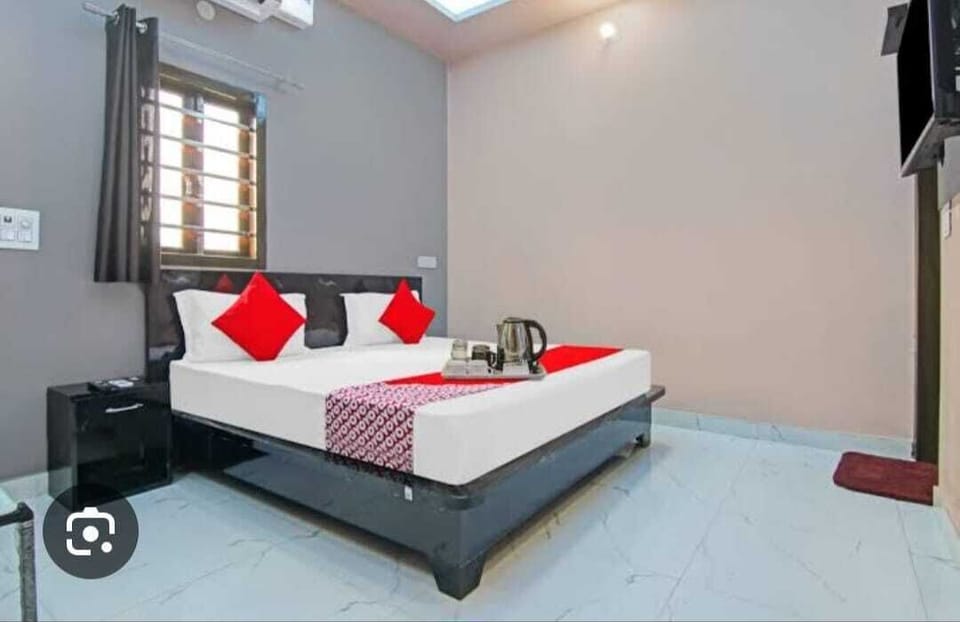 Basic Double or Twin Room | Free WiFi