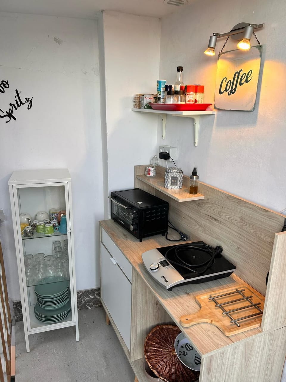 Double Room, Balcony, Partial Sea View | Private kitchen | Full-size fridge