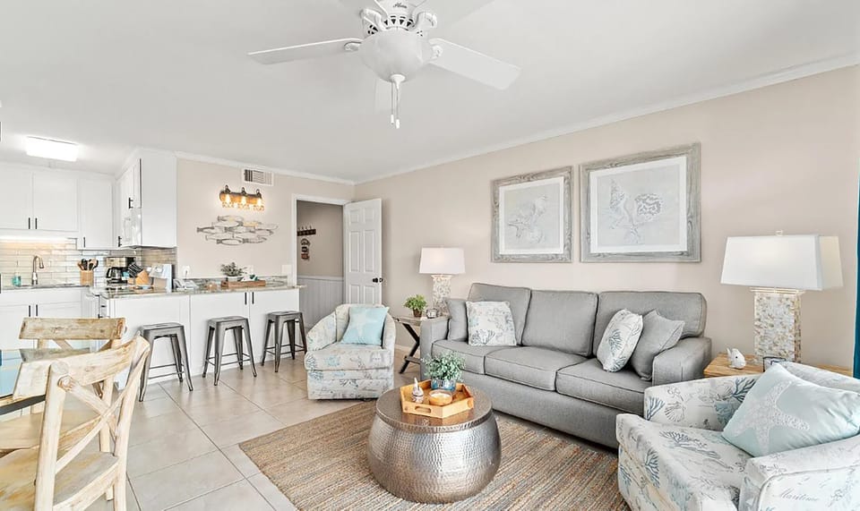 Condo, 1 King Bed with Sofa bed (The Summit 312) | Living area