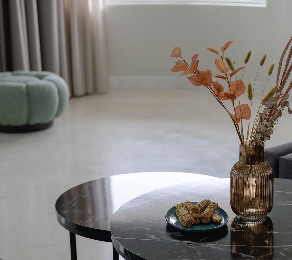 Superior Apartment, City View | Living area