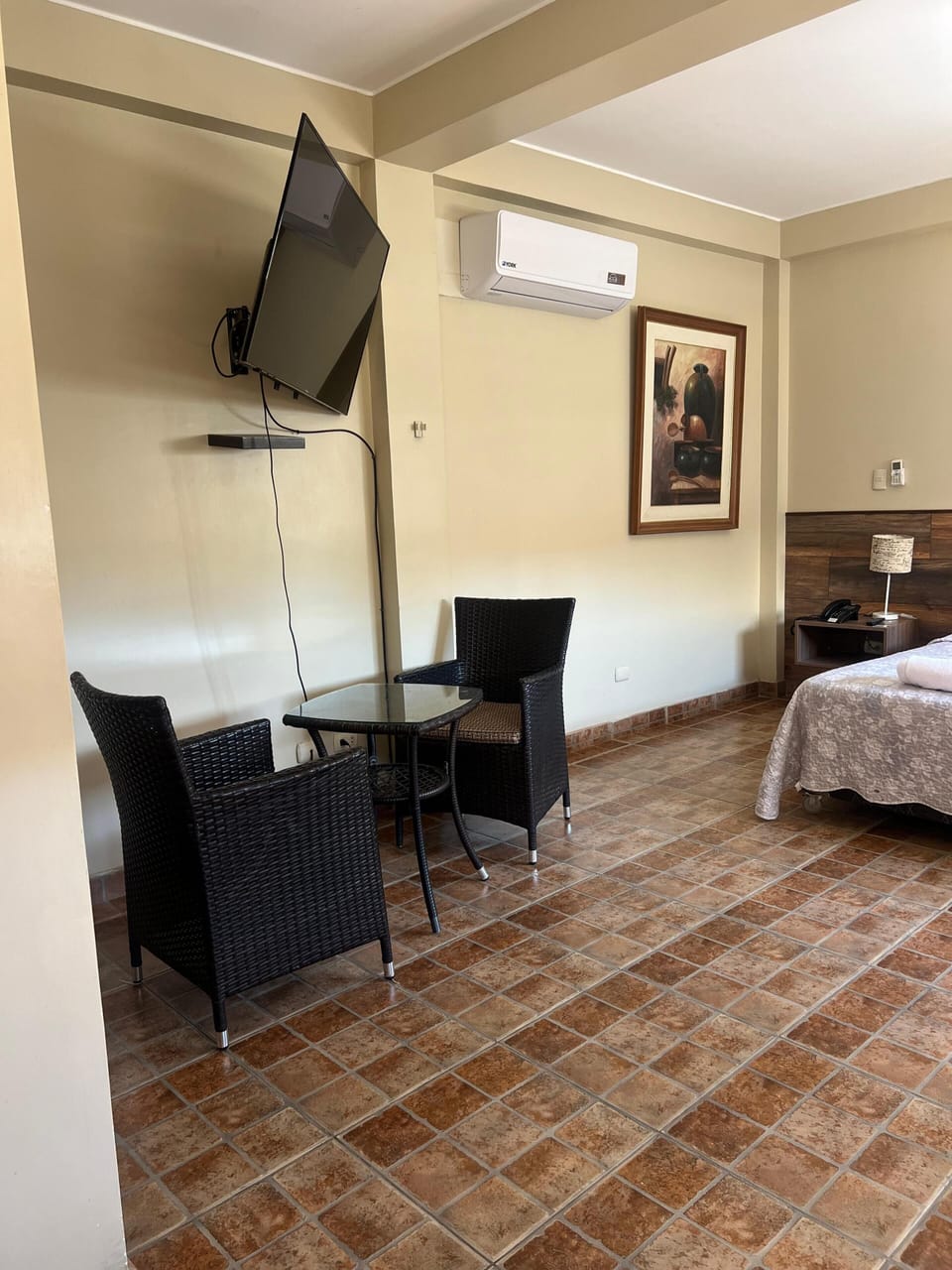Junior Double Room | Air conditioning