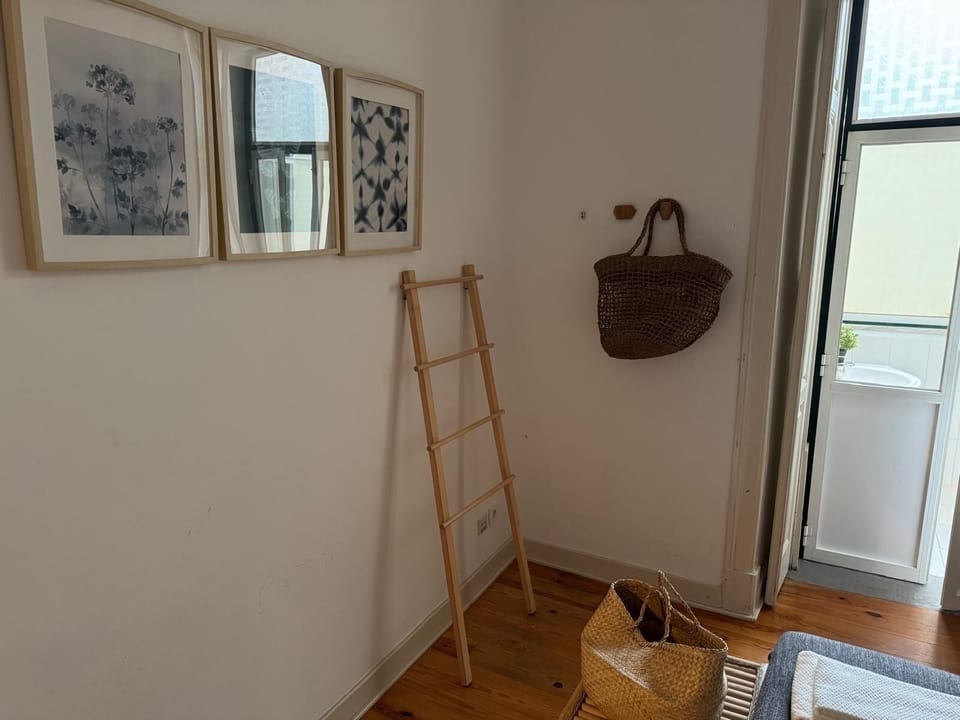 Deluxe Apartment, Private Bathroom, City View (Terrace Marquês) | Soundproofing, iron/ironing board, free WiFi