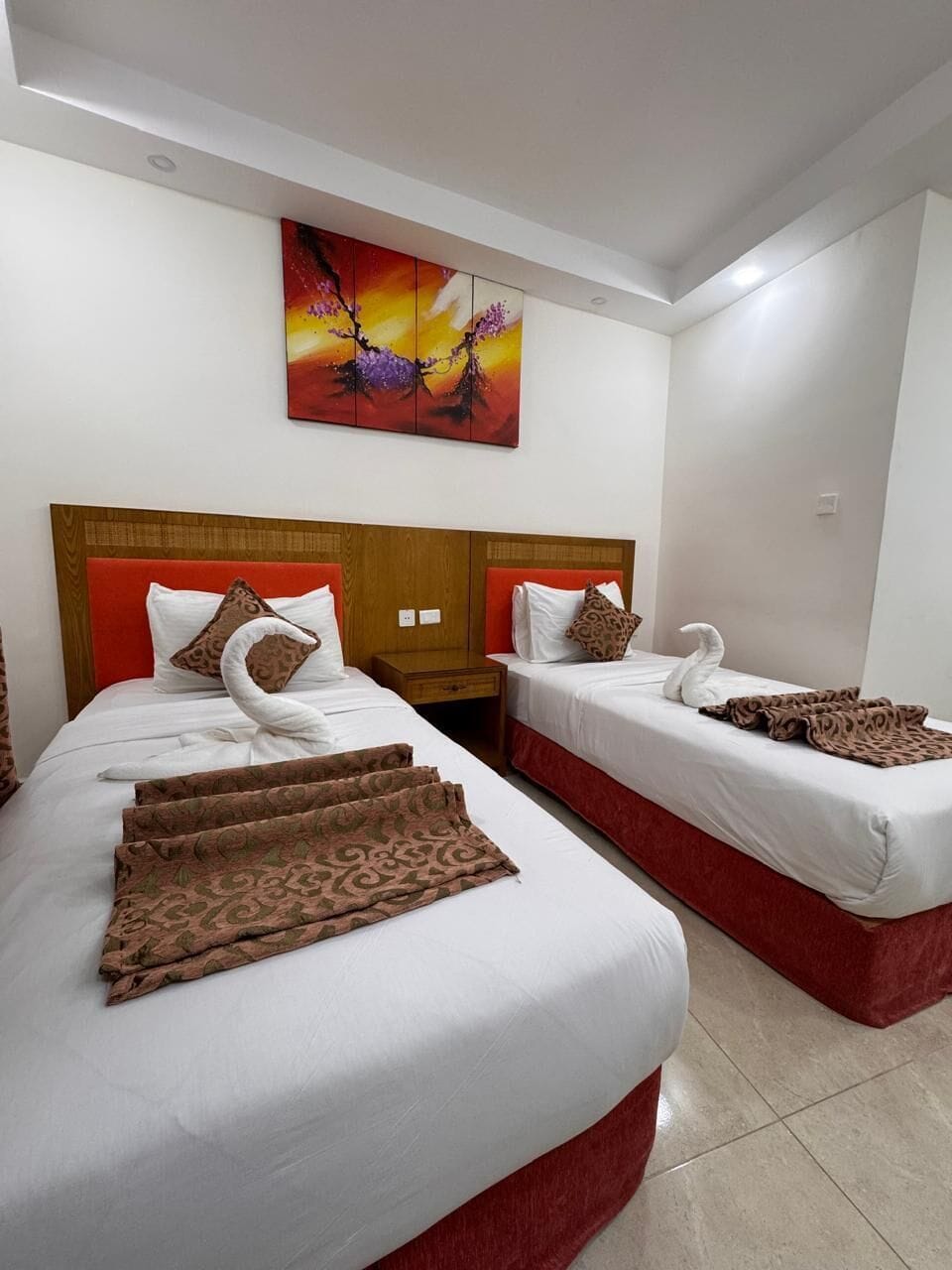 Luxury Suite, City View | Laptop workspace, soundproofing