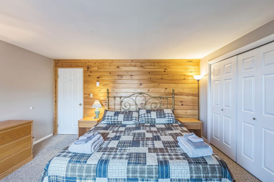 Indoors, Bed, Furniture, Lamp, Bedroom