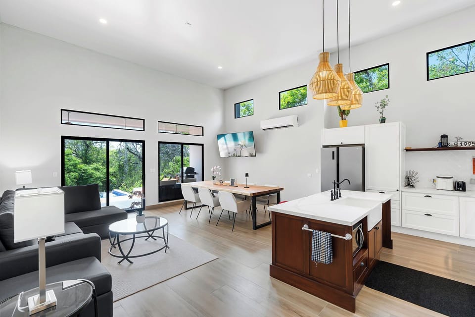 House, Garden View | Living area | TV