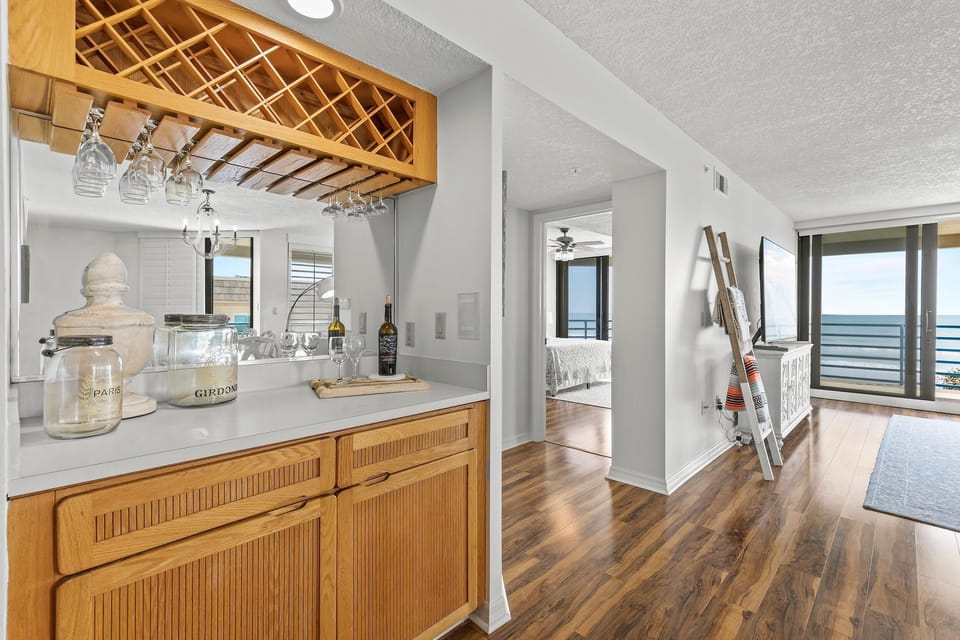 Condo, Multiple Beds (Ebb Tide 301) | Interior
