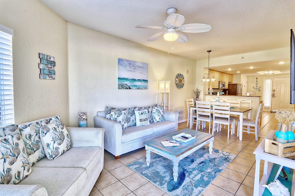 Condo, Multiple Beds (Sunset Vistas 209N - Latitude Adjustm) | Living area