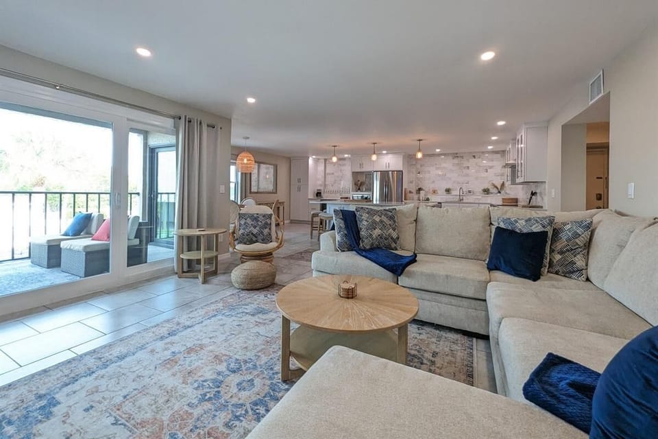 Condo, Multiple Beds (Sea Club #39 - Seaside Serenity) | Living area