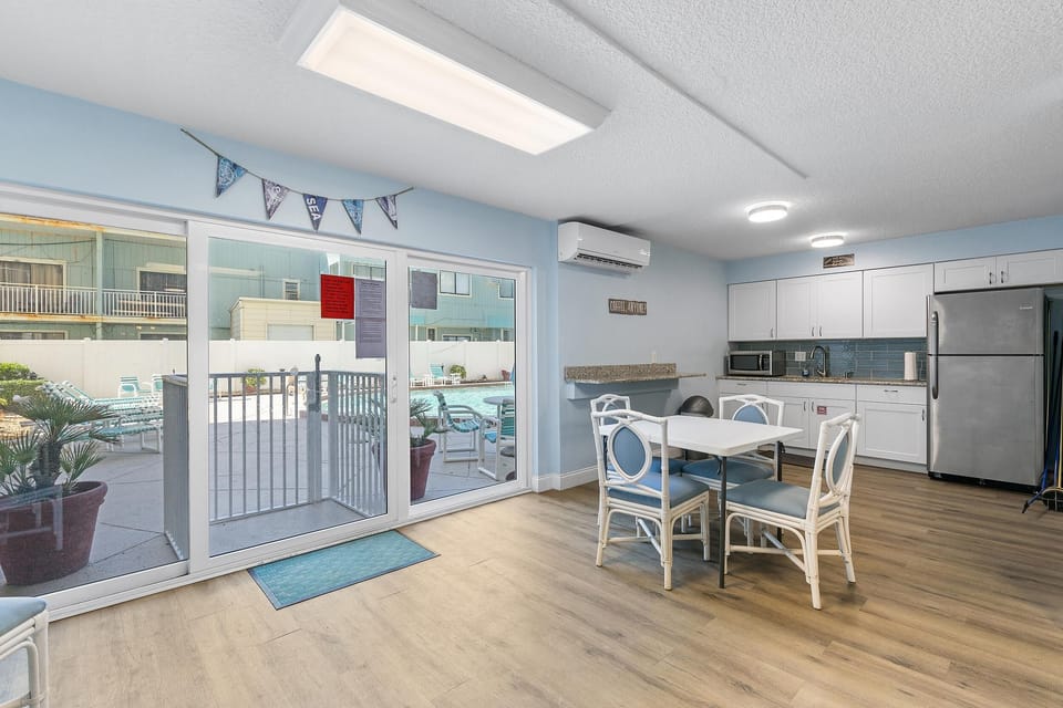 Condo, Multiple Beds (Ponce de Leon Towers 804) | Interior