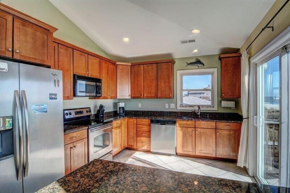 Studio (4 Bedrooms) | Property amenity