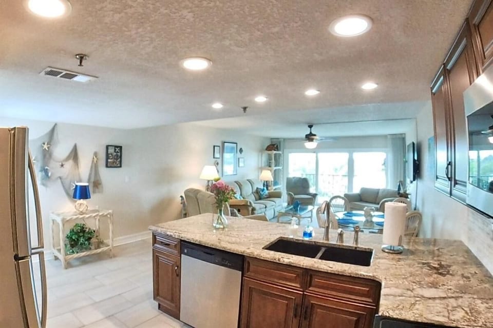 Condo, 2 Queen Beds (Sea Club #104 - Casa con Vista) | Interior