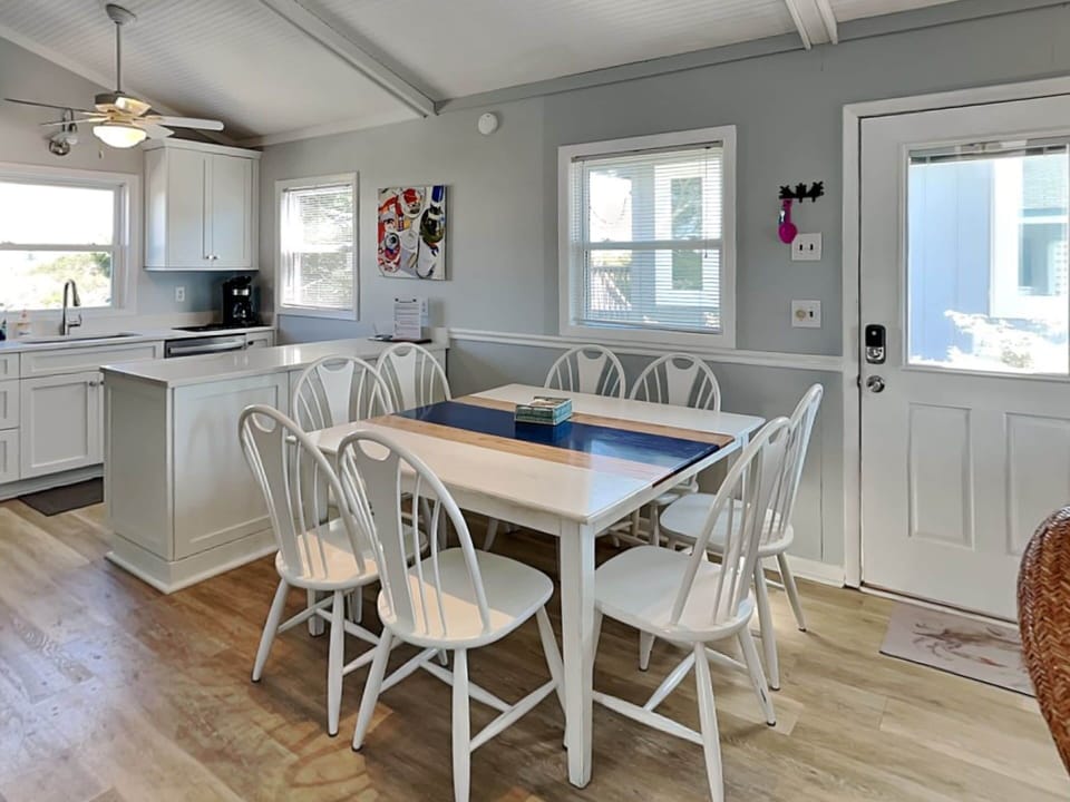 Studio (4 Bedrooms) | Property amenity