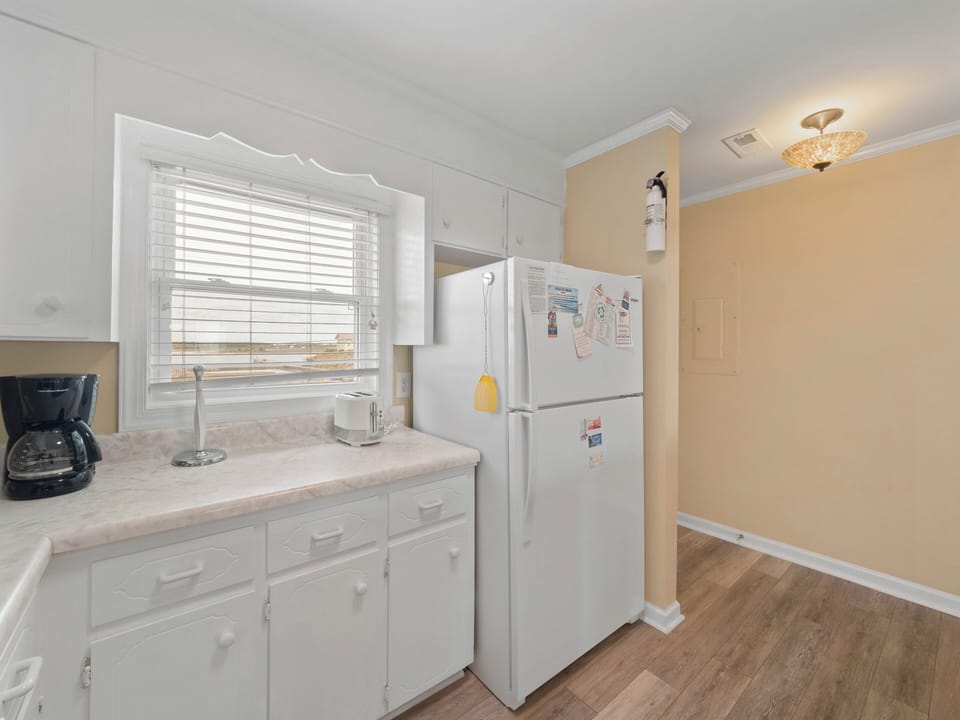 Studio (4 Bedrooms) | Property amenity