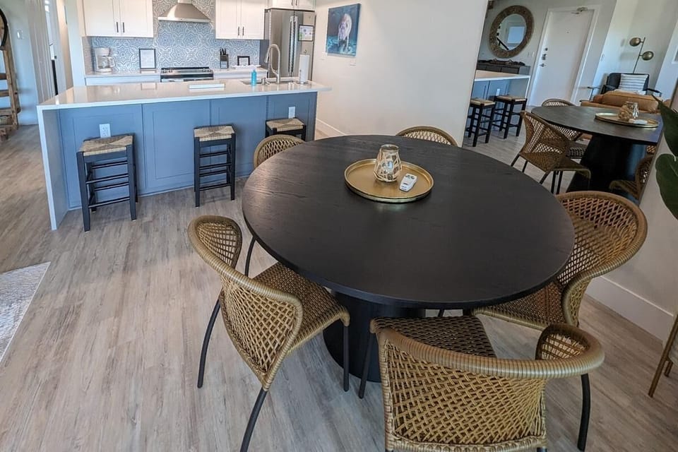 Condo, Multiple Beds (The Intercoastal #205 - Beachy Chic) | Dining