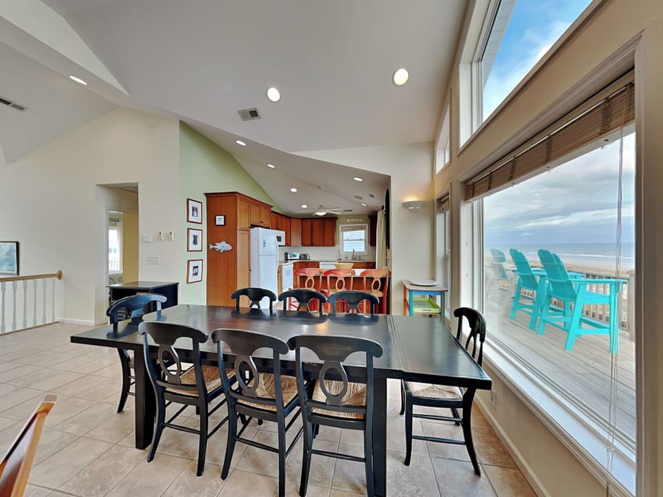 Studio (4 Bedrooms) | Property amenity