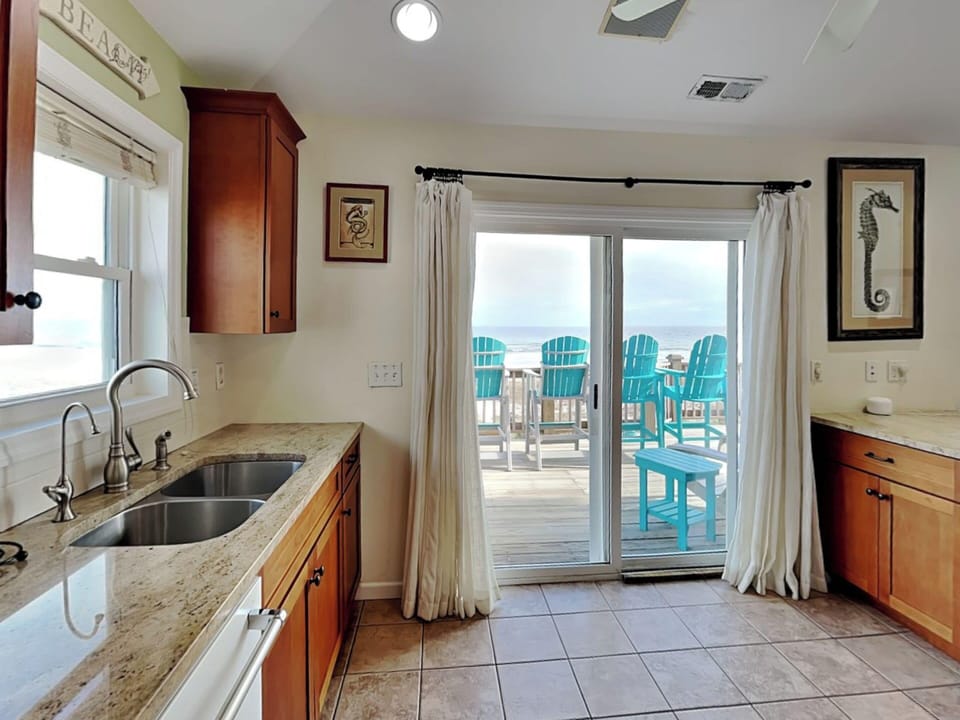 Studio (4 Bedrooms) | Property amenity