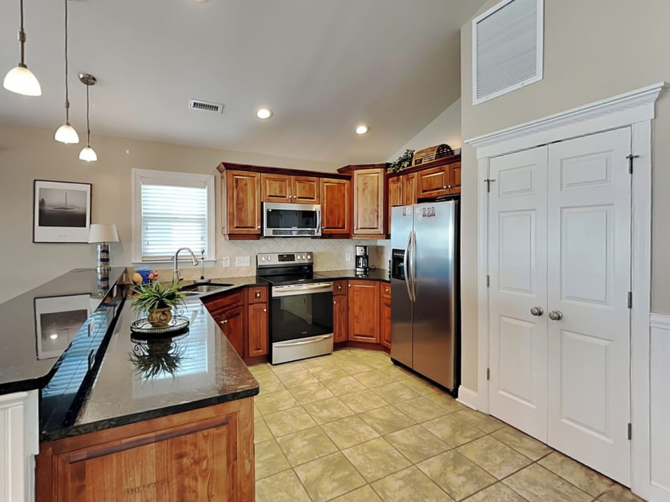 Studio (4 Bedrooms) | Property amenity
