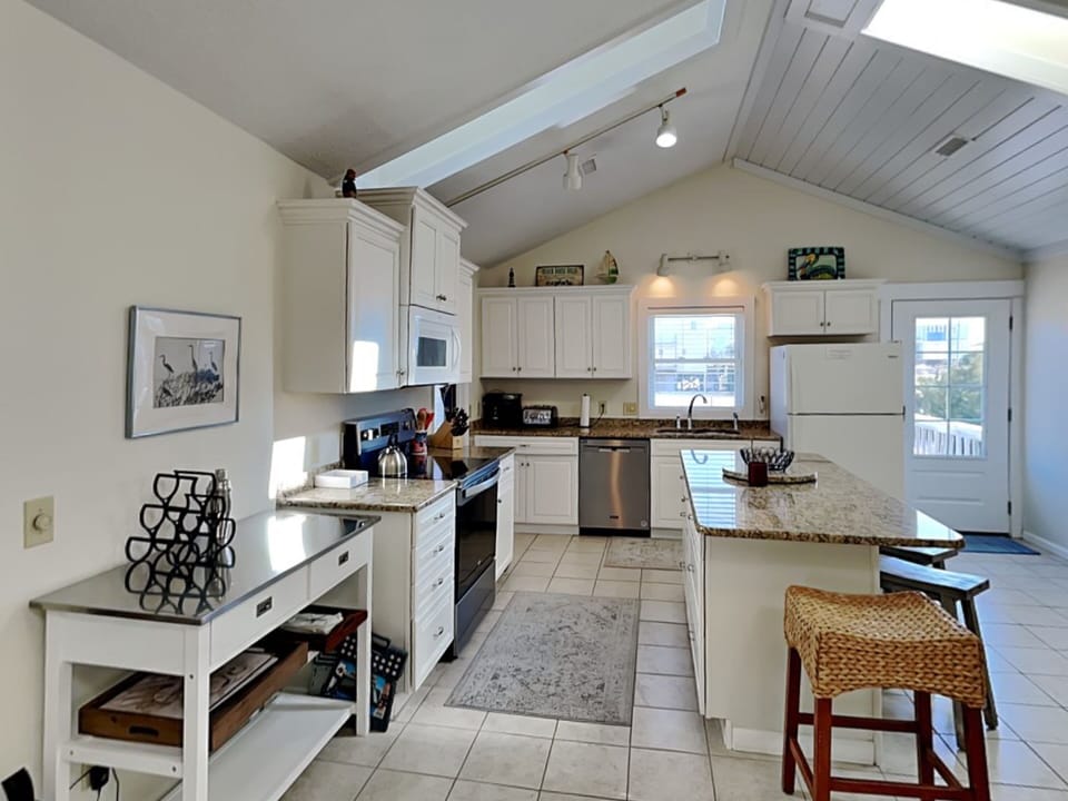 Studio (4 Bedrooms) | Property amenity