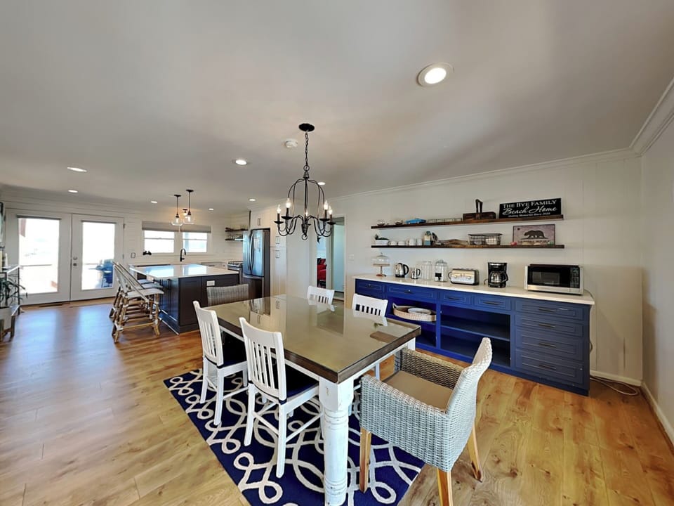 Studio (3 Bedrooms) | Property amenity