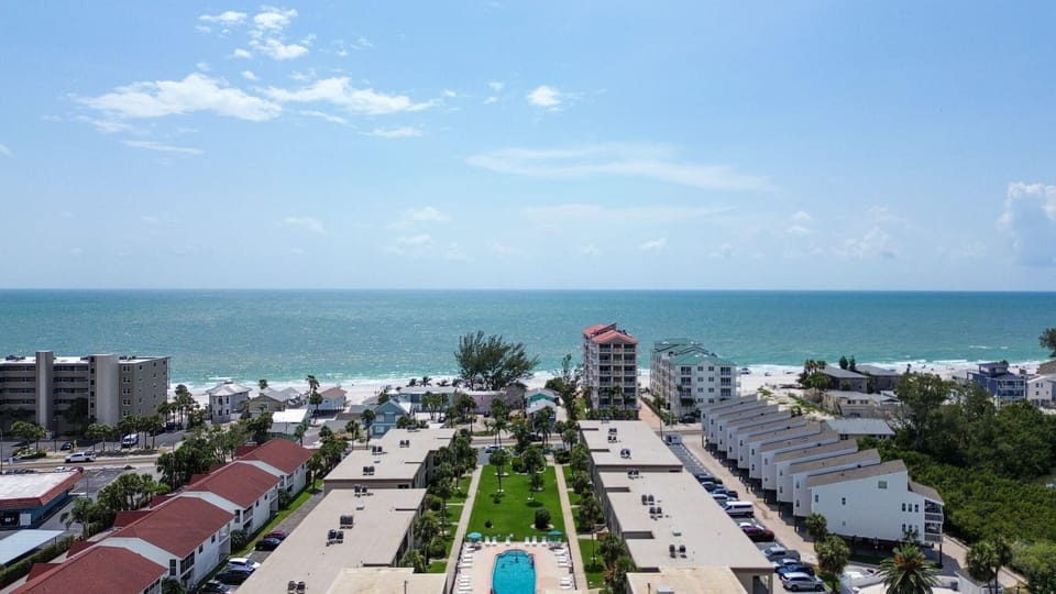 Condo, 2 Queen Beds (Sea Club #404 - Sunrise Vista) | Exterior