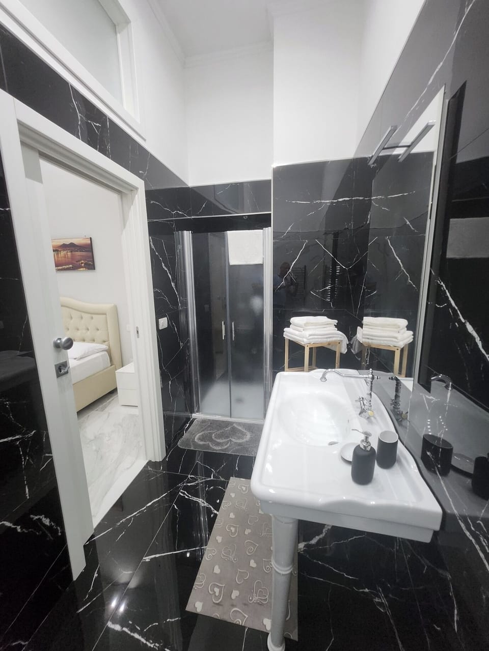 Superior Suite, Balcony, City View | Bathroom | Separate tub and shower, hair dryer, bidet, towels