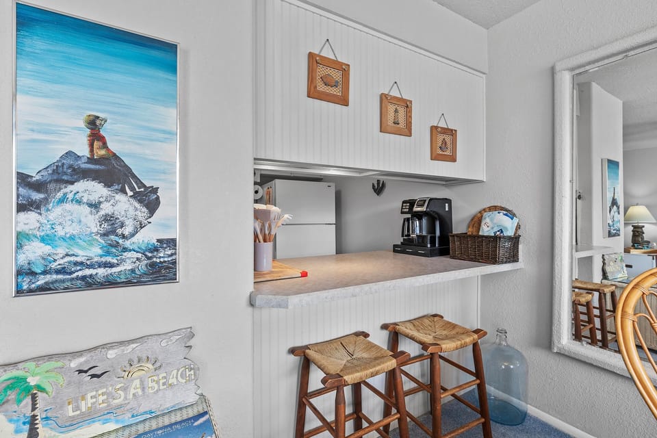 Condo, 1 King Bed with Sofa bed (Colony Beach Club 209) | Interior