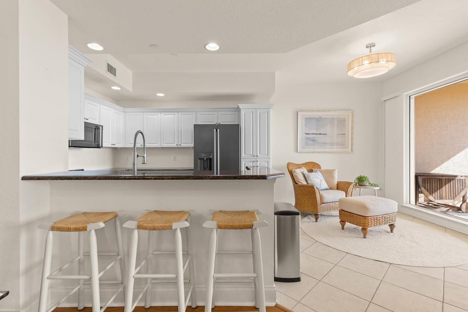 Condo, Multiple Beds (Minorca Paros 402) | Interior