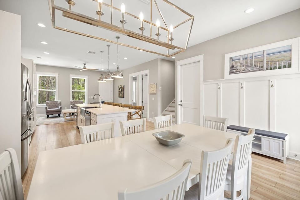 House, Multiple Beds (Grande Pointe 142- LiveSea 30A) | Dining