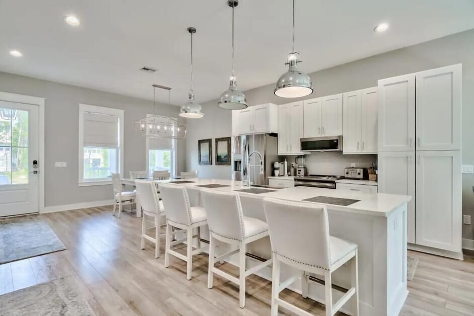 House, Multiple Beds (Grande Pointe 142- LiveSea 30A) | Private kitchen | Oven, toaster