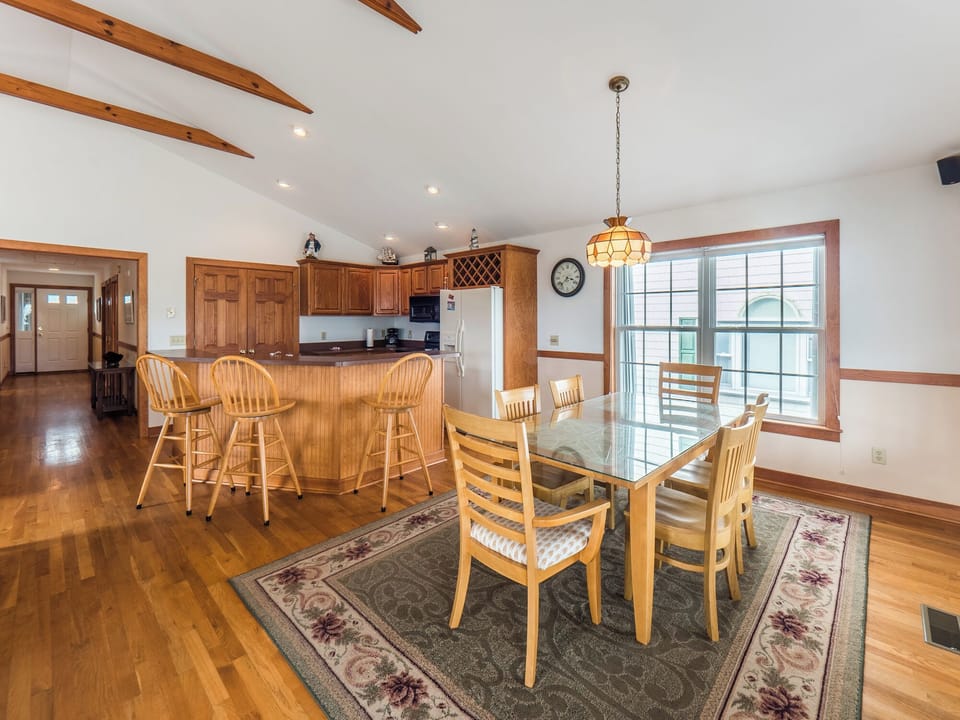 Studio (4 Bedrooms) | Property amenity