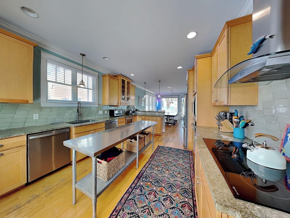 Studio (6 Bedrooms) | Property amenity