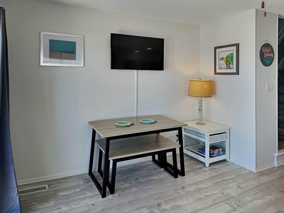 Studio (3 Bedrooms) | Property amenity