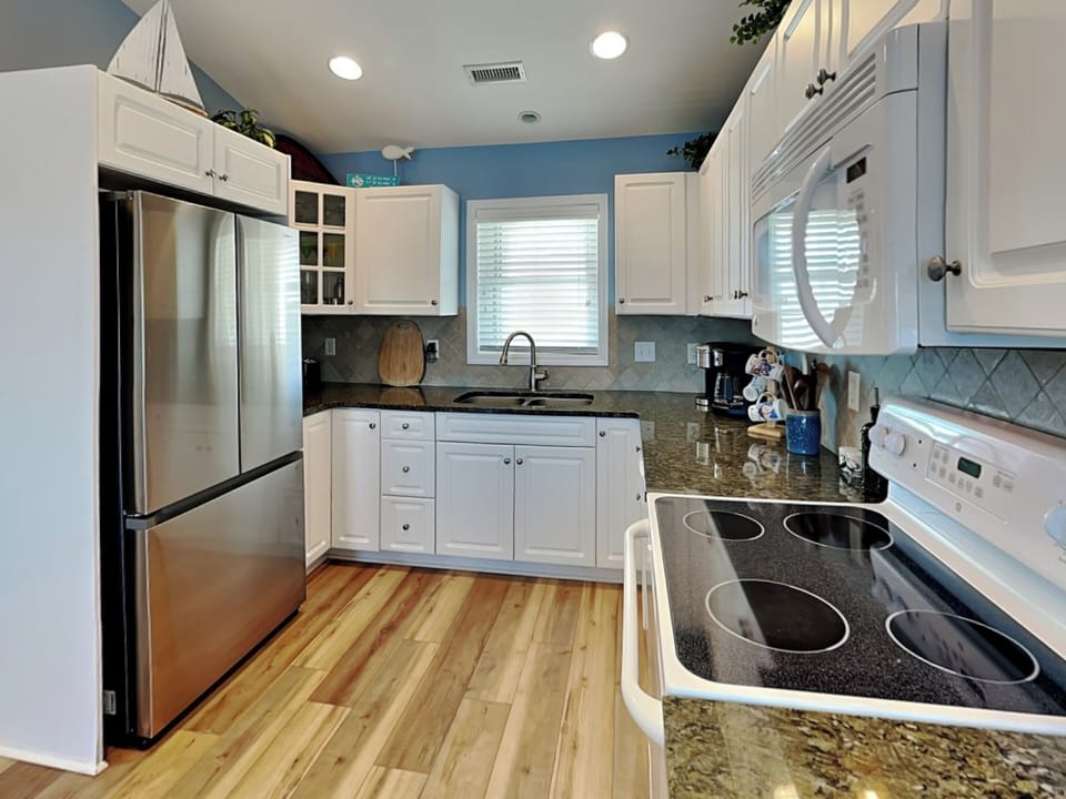 Studio (3 Bedrooms) | Property amenity