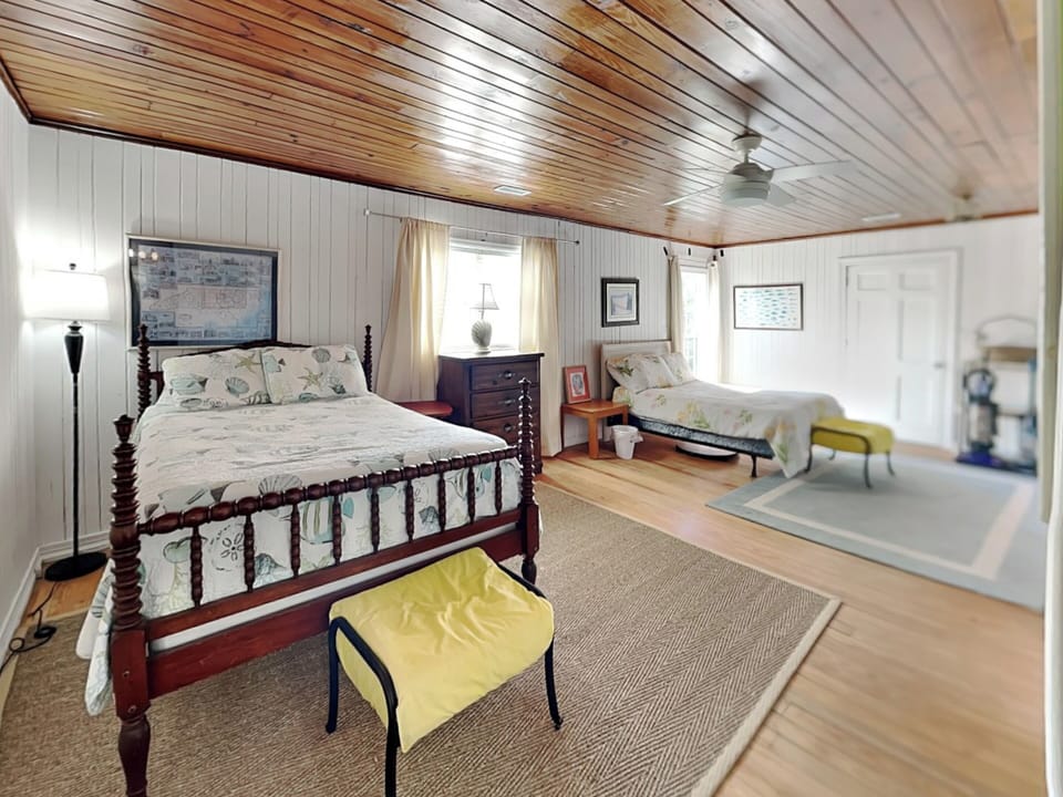 Studio (3 Bedrooms) | Property amenity